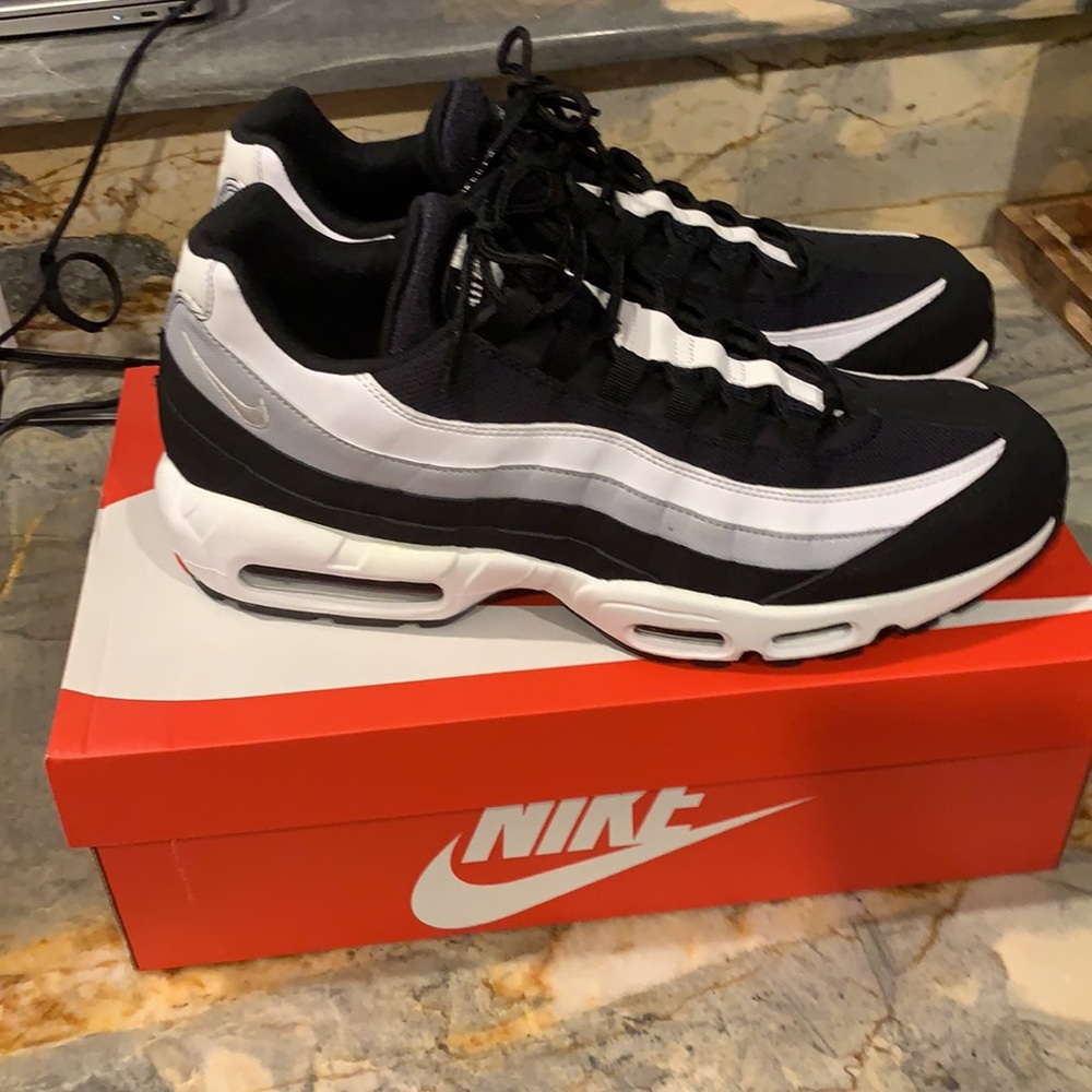 Men’s Nike air max 95 size 14